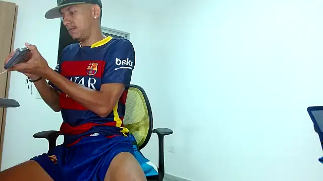 skinny23cm online show from 03-13-25, 09:21