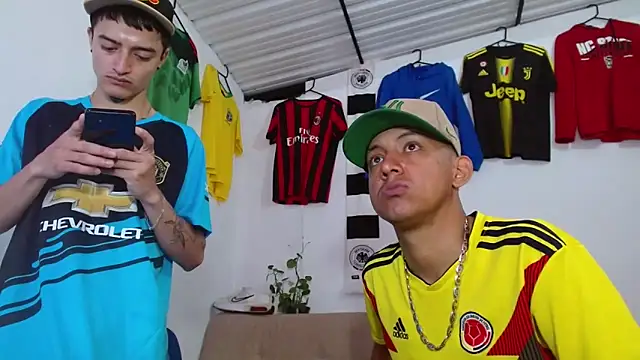 skinny23cm online show from 02-11-26, 02:11