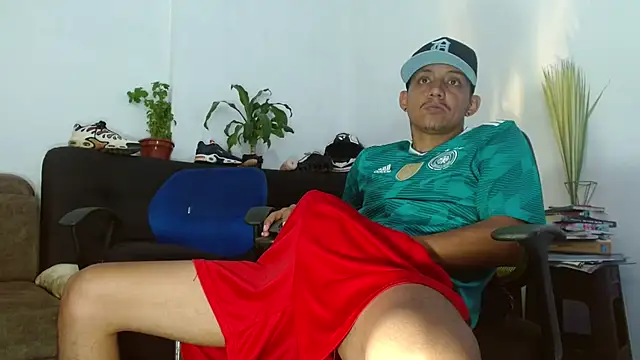 skinny23cm online show from 03-31-26, 04:07