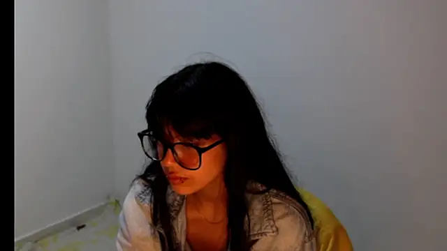meganmiauu online show from 06-17-26, 01:08