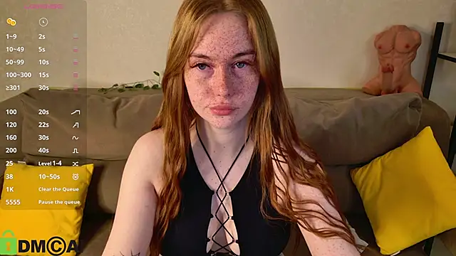 Roxy Sunnny online show from 10-24-25, 09:28