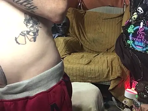 imglorious1010 online show from 03-06-26, 04:25