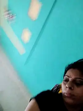 Snapshot of Soniya_Roy chatting on 10-02-25, 01:45 Soniya Roy online show from 10-02-25, 01:45