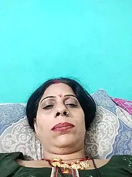 Snapshot of Soniya_Roy chatting on 10-13-25, 04:40 Soniya Roy online show from 10-13-25, 04:40