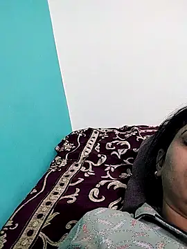 Soniya Roy online show from 10-22-25, 04:02