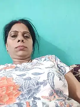 Snapshot of Soniya_Roy chatting on 05-15-26, 05:31 Soniya Roy online show from 05-15-26, 05:31