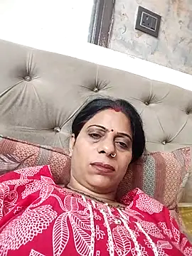 Snapshot of Soniya_Roy chatting on 05-19-26, 11:38 Soniya Roy online show from 05-19-26, 11:38