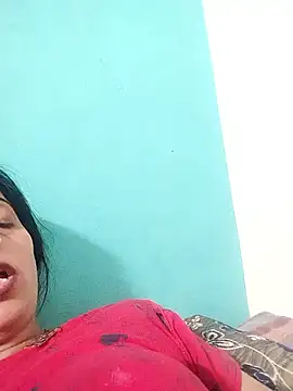 Snapshot of Soniya_Roy chatting on 05-20-26, 02:45 Soniya Roy online show from 05-20-26, 02:45
