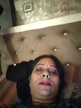 Snapshot of Soniya_Roy chatting on 06-10-26, 07:07 Soniya Roy online show from 06-10-26, 07:07