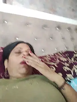 Snapshot of Soniya_Roy chatting on 07-23-26, 06:00 Soniya Roy online show from 07-23-26, 06:00
