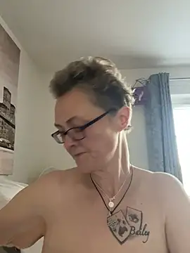 Curvy-Jinx online show from 01-14-26, 08:42