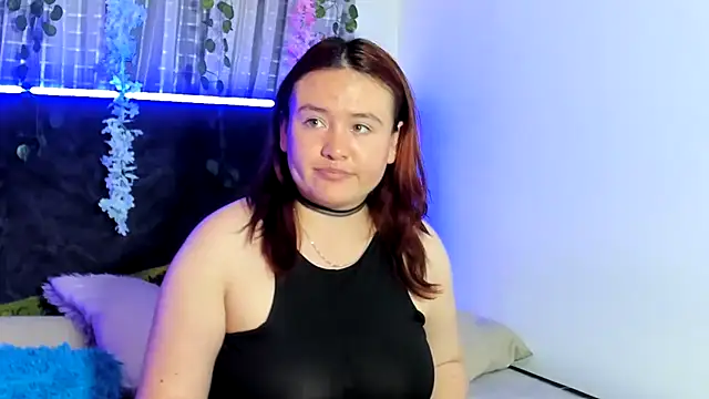 AliaMiller  online show from 10-29-25, 01:19