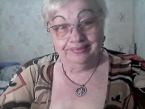 Snapshot of NatalieNorth chatting on 05-17-26, 09:33 NatalieNorth online show from 05-17-26, 09:33