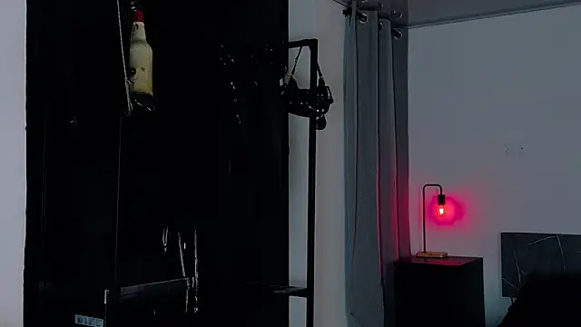 Angelabl0odborne online show from 04-07-26, 09:48