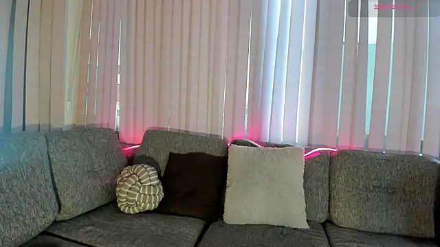 Melody-chers online show from 06-24-26, 12:04
