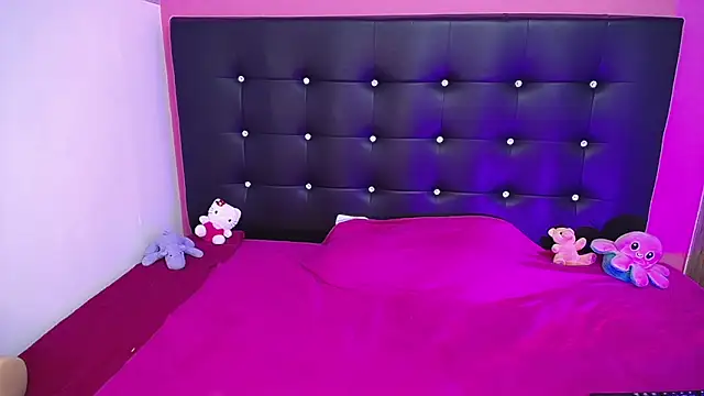 molly curvyhot online show from 02-10-26, 04:44