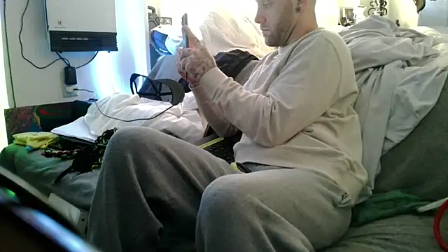 Luv2SuckBWC92 online show from 12-01-25, 09:20