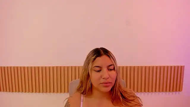 OliviaSweett online show from 05-04-26, 07:21