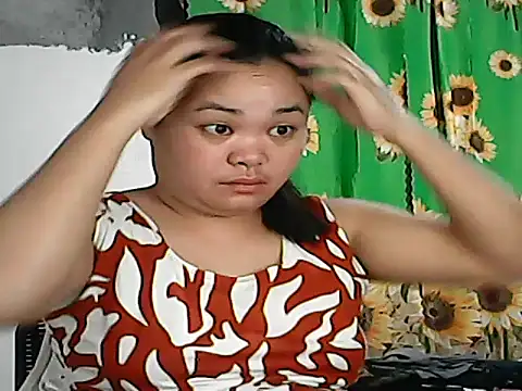 CreamyPussy4uxx online show from 10-10-25, 06:40