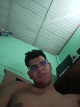 Bigtiti01 online show from 11-17-25, 08:03