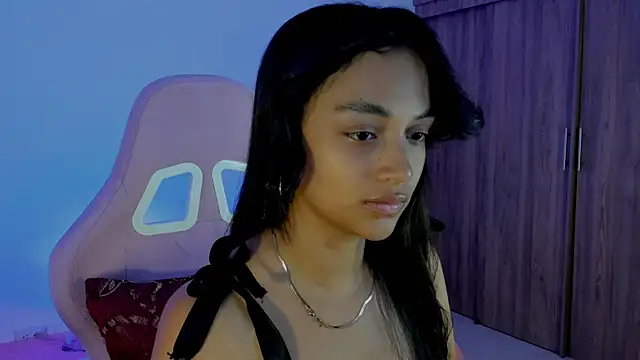 MelanyOconner online show from 06-25-26, 09:19