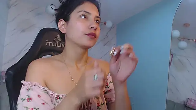 Snapshot of victoria_hernandez_t_ chatting on 06-03-26, 02:33 victoria hernandez t online show from 06-03-26, 02:33