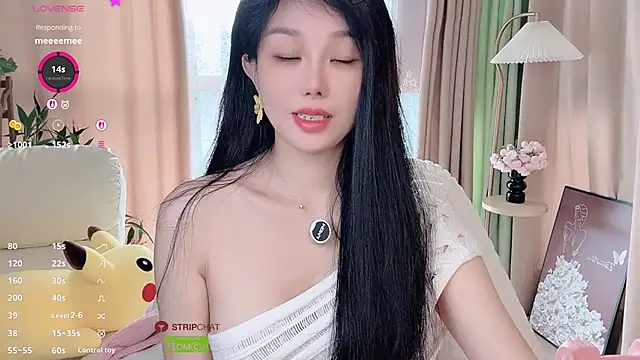 Xiatian520  online show from 11-04-25, 01:59