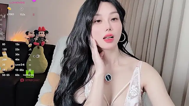 Xiatian520  online show from 02-01-26, 05:22