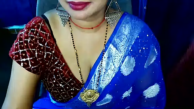 Snapshot of QUEEN_SAKHI- chatting on 05-22-26, 06:57 QUEEN SAKHI- online show from 05-22-26, 06:57