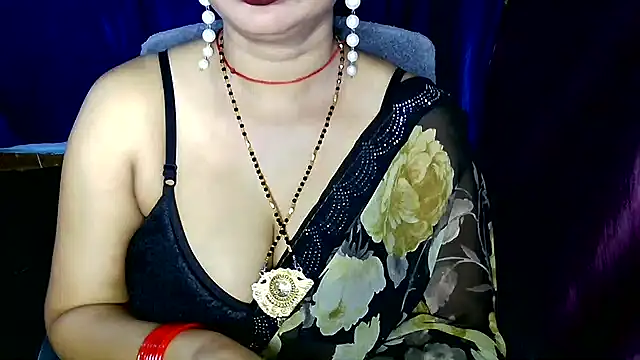 Snapshot of QUEEN_SAKHI- chatting on 06-09-26, 08:37 QUEEN SAKHI- online show from 06-09-26, 08:37