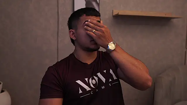 Thiago Valente online show from 04-15-26, 01:29