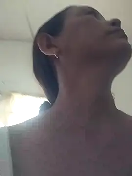 marinita13 online show from 12-22-25, 03:20