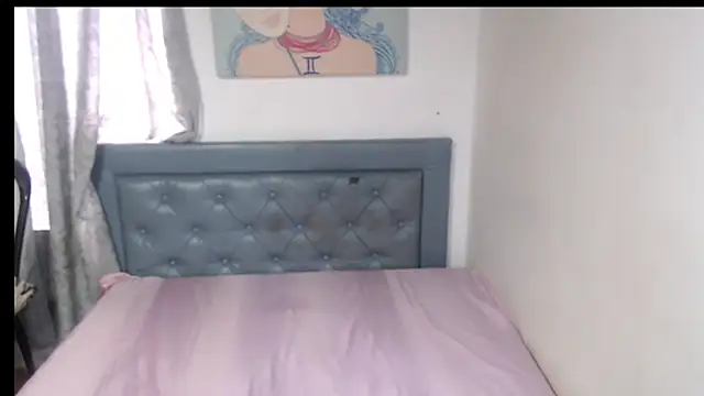 sarah aguilar online show from 11-24-25, 06:51