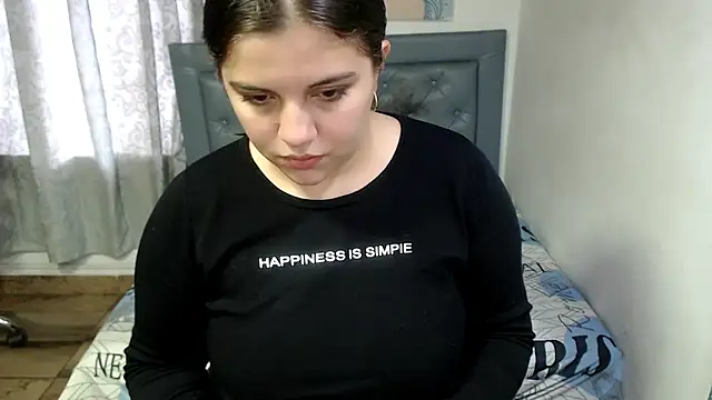 Snapshot of sarah_aguilar chatting on 04-28-26, 02:55 sarah aguilar online show from 04-28-26, 02:55