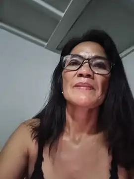 Snapshot of ImYourWoman_55 chatting on 06-17-26, 10:21 ImYourWoman 55 online show from 06-17-26, 10:21