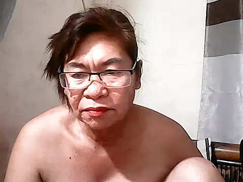 Hottestsexxy Elynnn online show from 04-10-26, 09:36