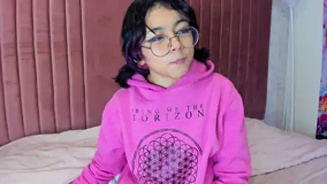 TerumiKitty online show from 04-22-26, 08:32