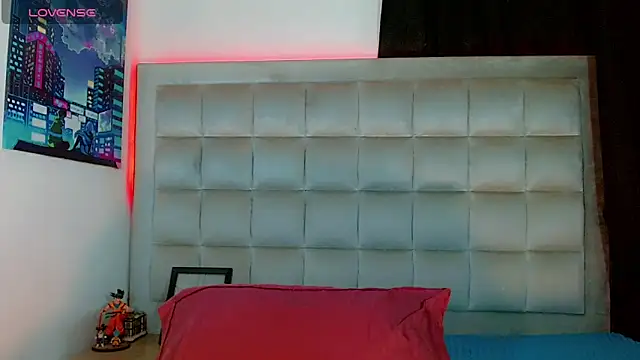 AmazingMistressNathy online show from 03-25-26, 04:40