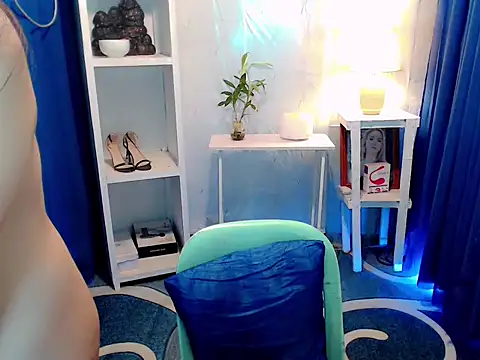 Snapshot of ladydesiree88 chatting on 06-04-26, 02:39 ladydesiree88 online show from 06-04-26, 02:39
