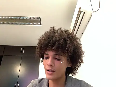 Max Rain online show from 04-21-26, 12:11