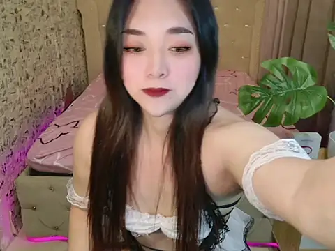Snapshot of Ts-yoshi chatting on 05-17-26, 11:06 Ts-yoshi online show from 05-17-26, 11:06