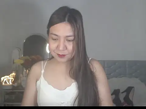 Snapshot of stellahugeX chatting on 11-04-25, 05:01 stellahugeX online show from 11-04-25, 05:01