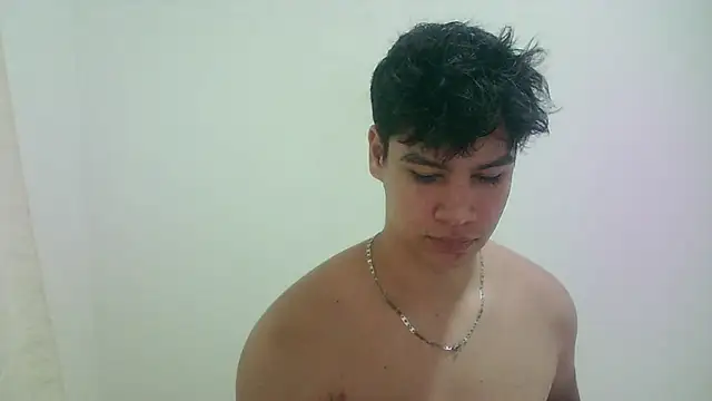 zeus 181 online show from 06-23-26, 01:47