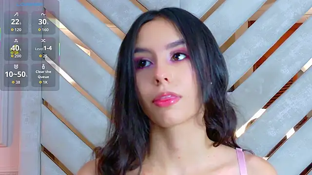 Sarah-Grace online show from 12-23-25, 01:14