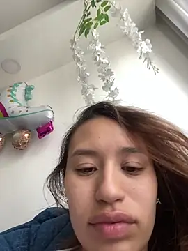 juliana-mancini online show from 03-29-26, 01:33