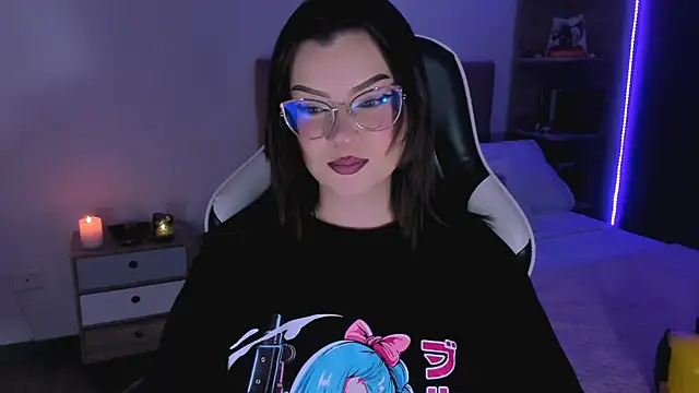 OphelianaRose33 online show from 10-06-25, 08:06