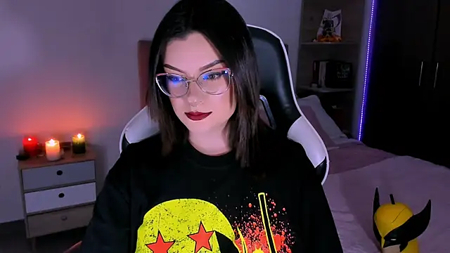 OphelianaRose33 online show from 10-21-25, 10:54