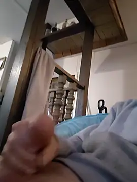 Snapshot of Hungwell1515 chatting on 02-06-26, 12:19 Hungwell1515 online show from 02-06-26, 12:19