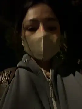 Linh 2004 online show from 03-25-26, 05:19