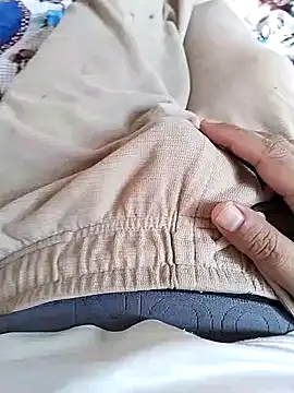 zorhotty online show from 04-23-26, 09:19